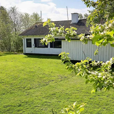 6 Person In Sp Ttrup Holiday home *